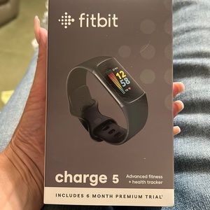 Fitbit Charge 5